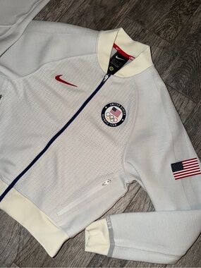 Nike Womens Team USA Olympic Jacket Small CK4626-100